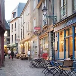 La Joyeuse Josephine